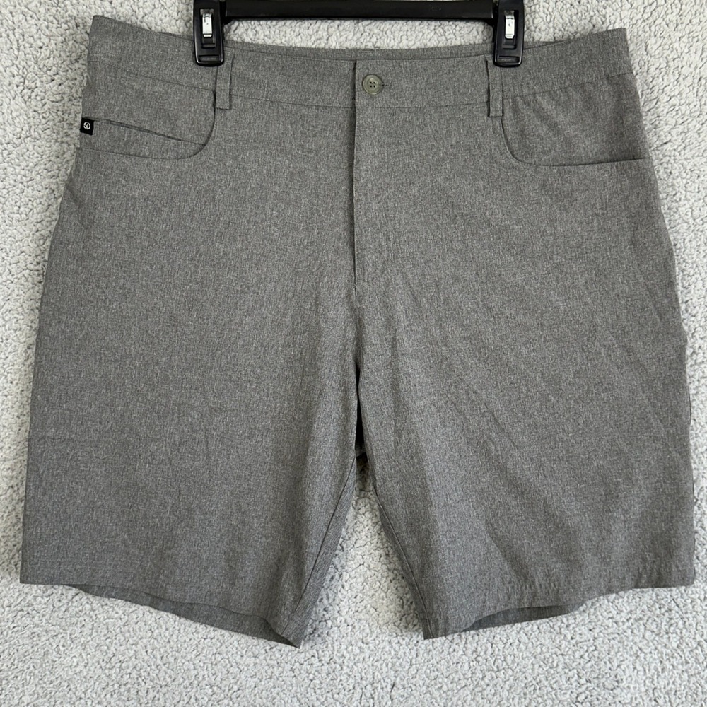 Straight Down Shorts Golf Chino Mens 36 Gray Flat Front‎ Stretch Logo 5 Pockets